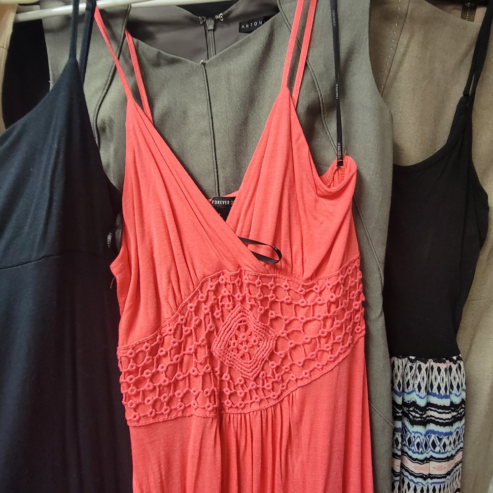 Bundle Of Elegant Black and Red Women's Dresses - Picture 5 of 9